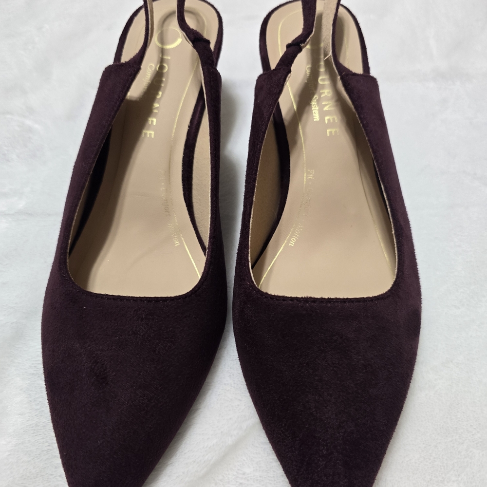 Journee Collection Paulina Slingback in Oxblood Size 7.5